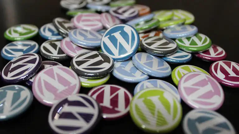 Come scegliere il miglior tema WordPress gratuito per siti e-commerce di piccole imprese