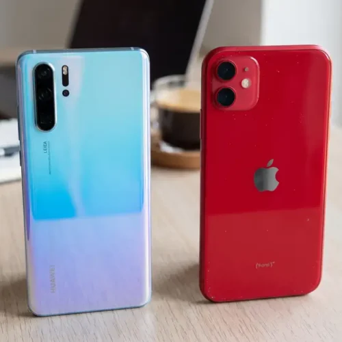 Huawei P30 vs iPhone 11: guida alla scelta pratica tra usato e ricondizionato